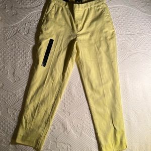 New. Size 8. Banana Republic Light lime green fully lined trousers.